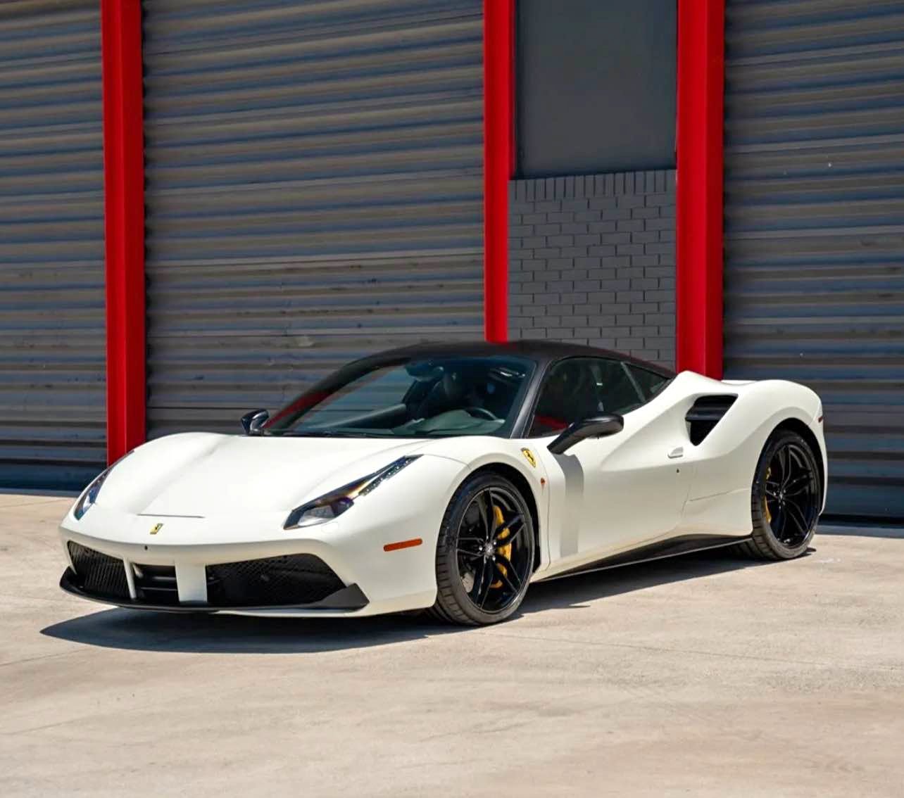 2016 Ferrari 488 GTB - 488 GTB
