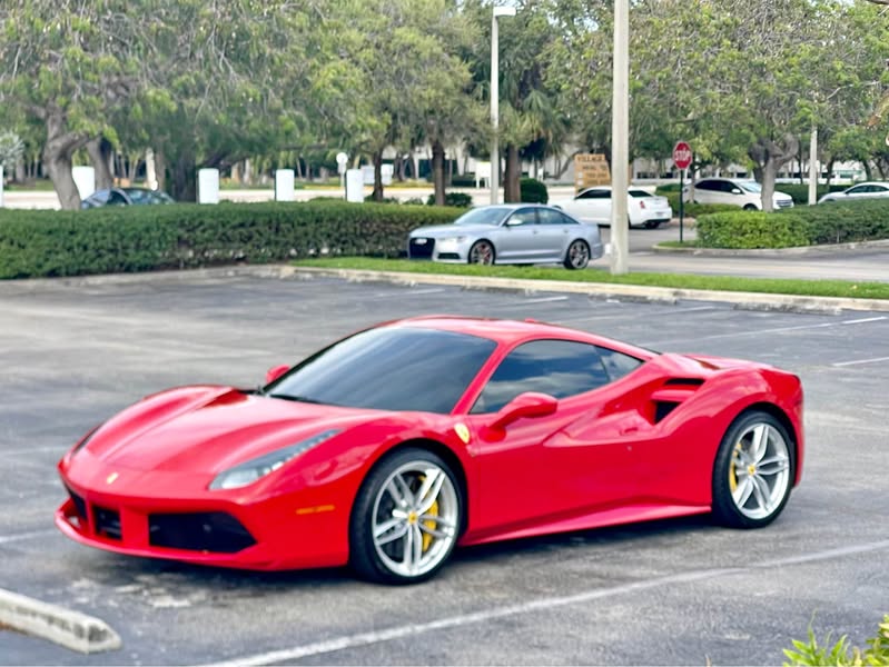 2017 Ferrari 488 GTB - Coupe 2D