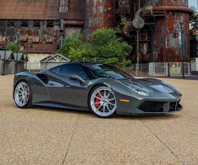 2016 Ferrari 488