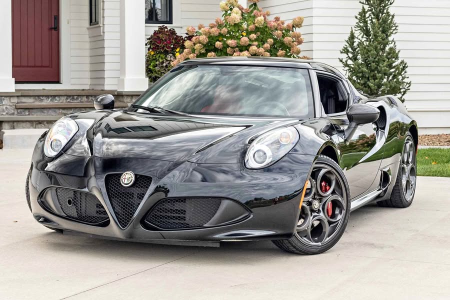 2015 Alfa Romeo 4C - Coupe 2D