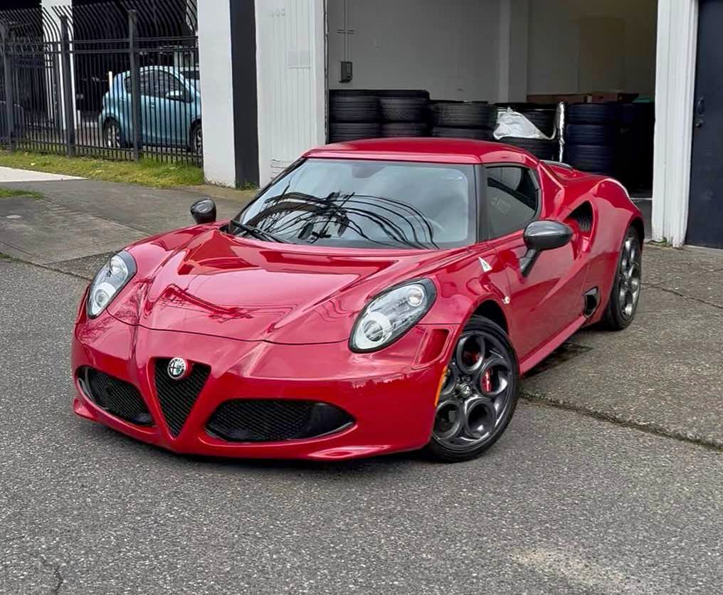 2015 Alfa Romeo 4C - Launch Edition Coupe 2D