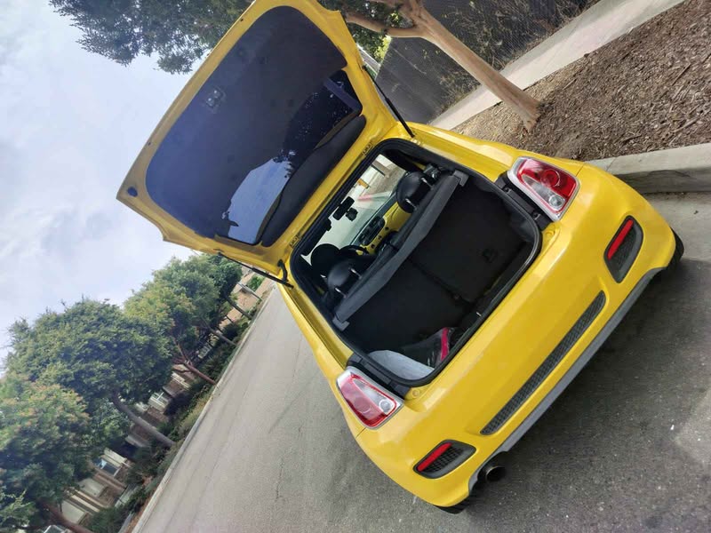 2012 Fiat 500 - 500C Pop Convertible 2D