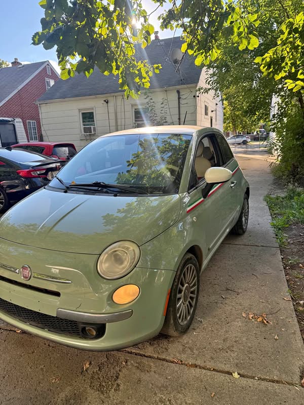 2012 Fiat 500 - Gucci Hatchback 2D