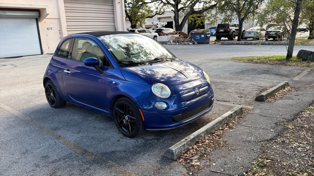 2012 Fiat 500 - 500C Pop Convertible 2D