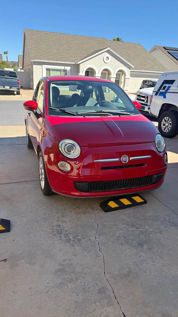2015 Fiat 500 - Lounge Hatchback 2D
