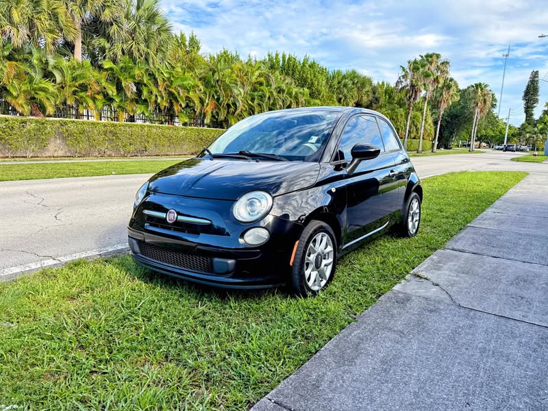 2017 Fiat 500 - Pop Hatchback 2D
