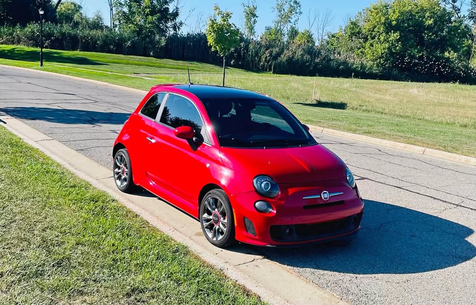 2015 Fiat 500 - Turbo Hatchback 2D