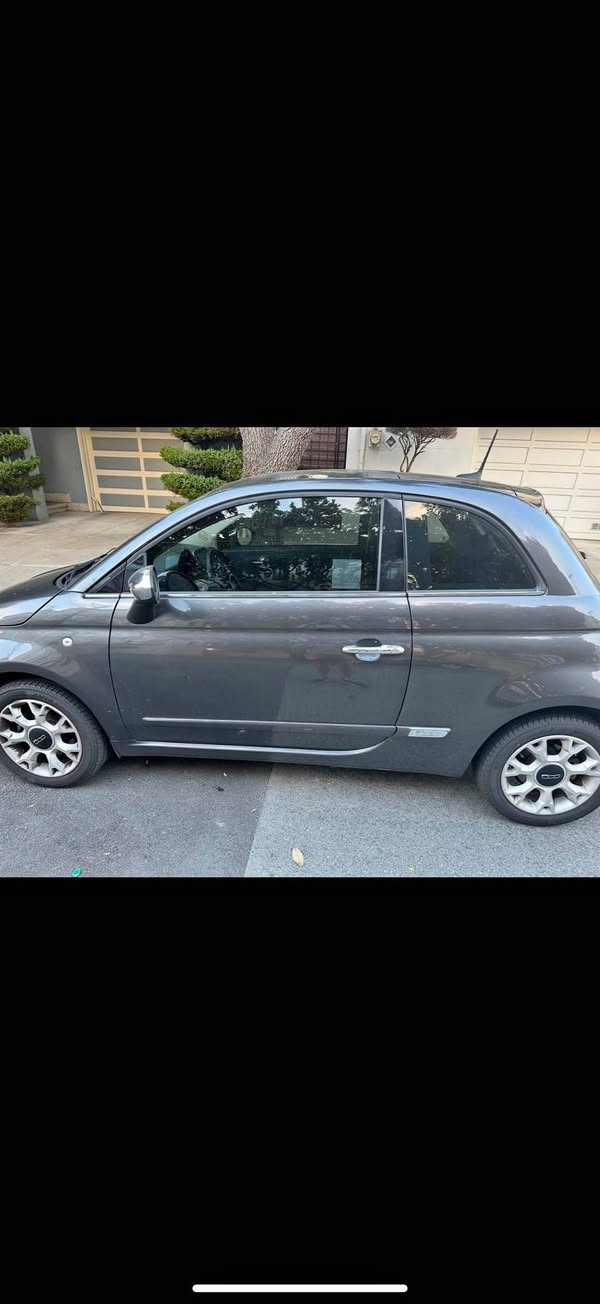 2017 Fiat 500 - Lounge Hatchback 2D