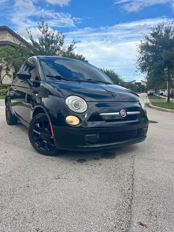 2017 Fiat 500 - Pop Hatchback 2D
