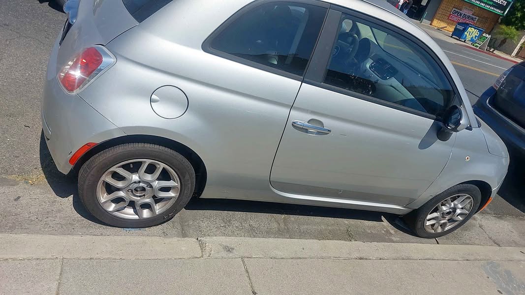 2012 Fiat 500 - 500C Pop Convertible 2D