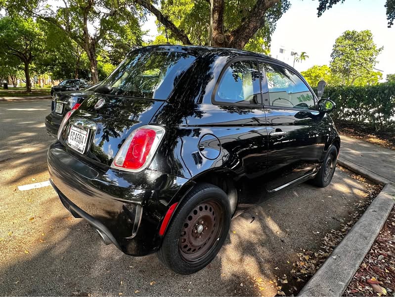 2015 Fiat 500 - Pop Hatchback 2D