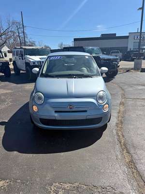 2013 Fiat 500 Lounge Hatchback 2D