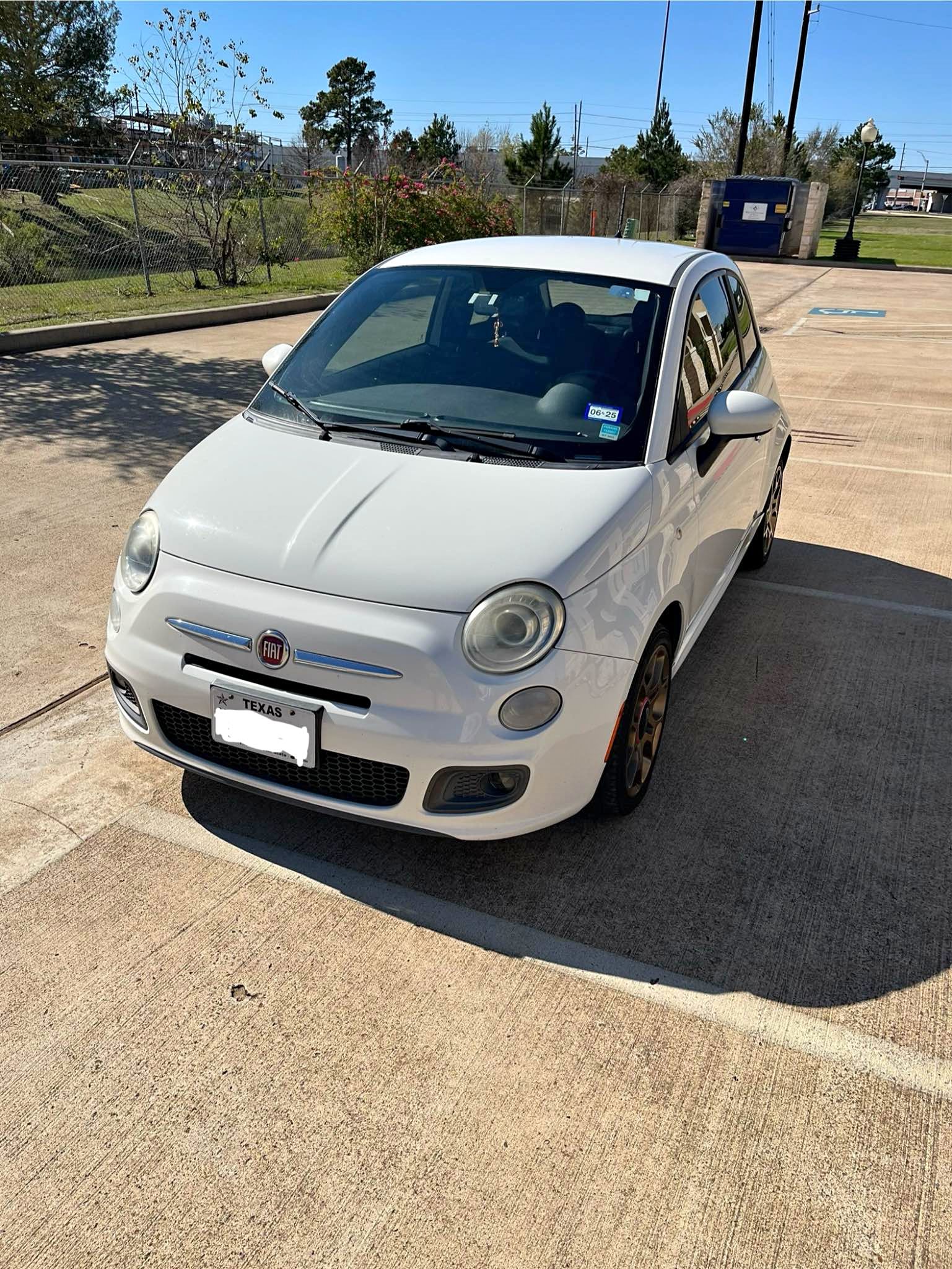 2013 Fiat 500 - 500C Lounge Convertible 2D