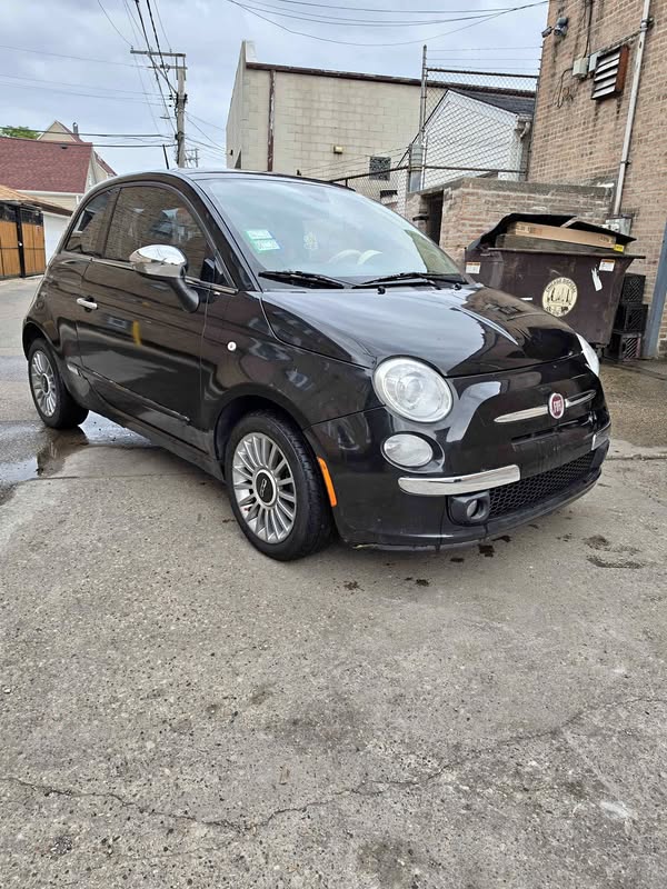 2012 Fiat 500 - Lounge Hatchback 2D
