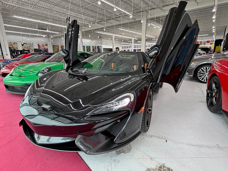 2019 Mclaren 570S - Spider Convertible 2D