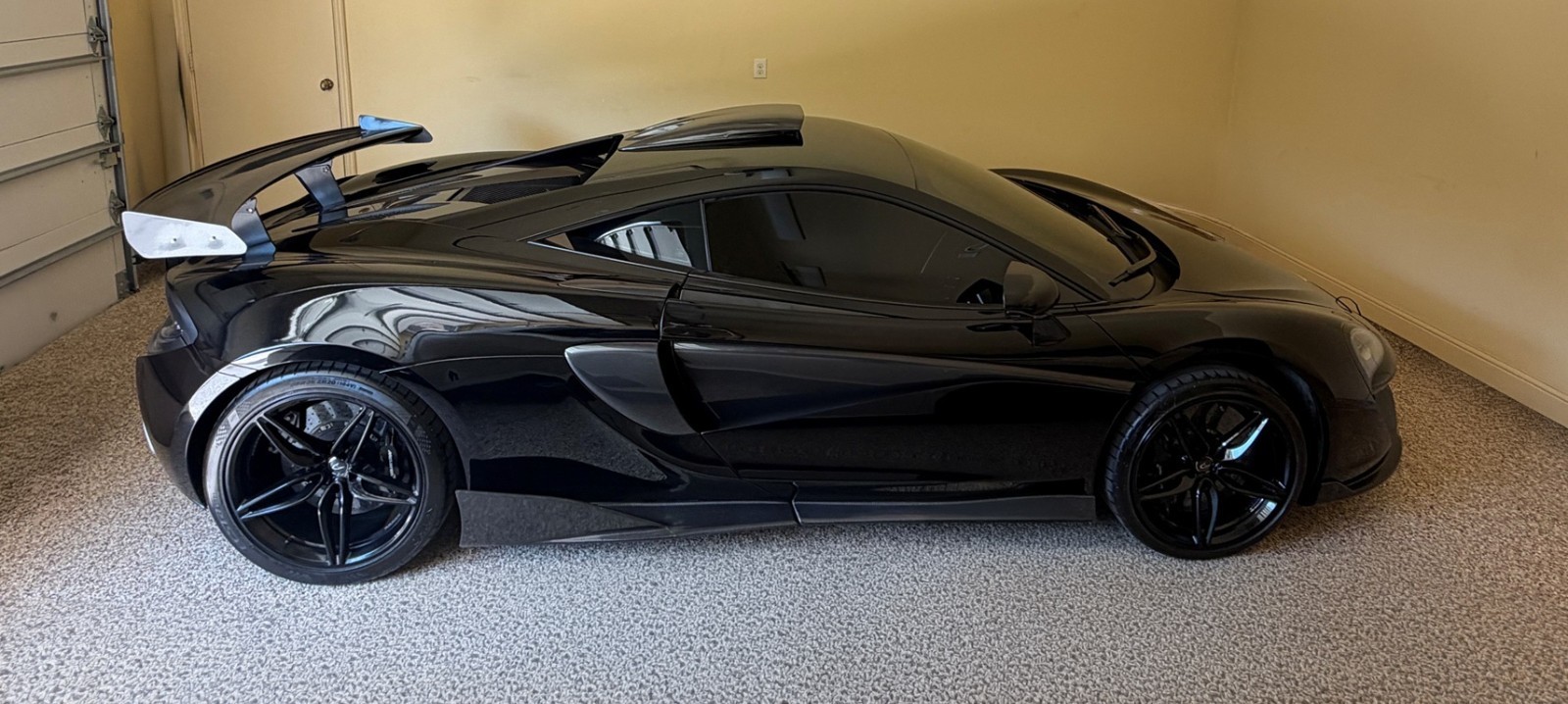 2016 McLaren 570S