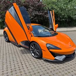 2018 Mclaren 570S Spider Convertible 2D