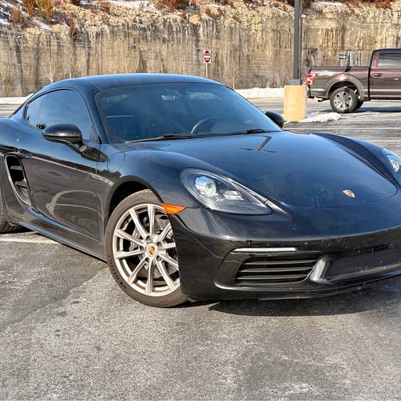 2018 Porsche 718 Cayman - Coupe 2D