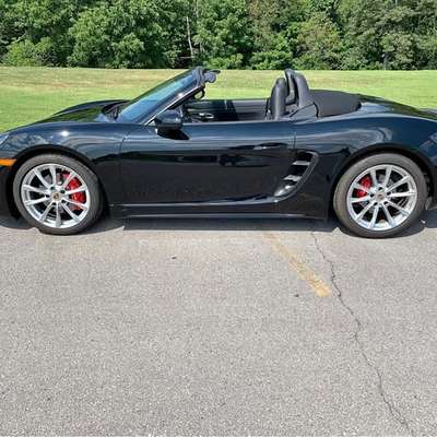 2021 Porsche 718 Boxster