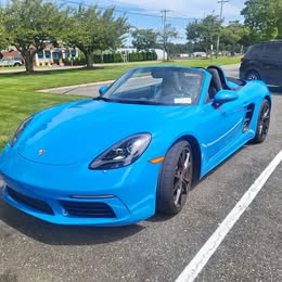 2023 Porsche boxster 718