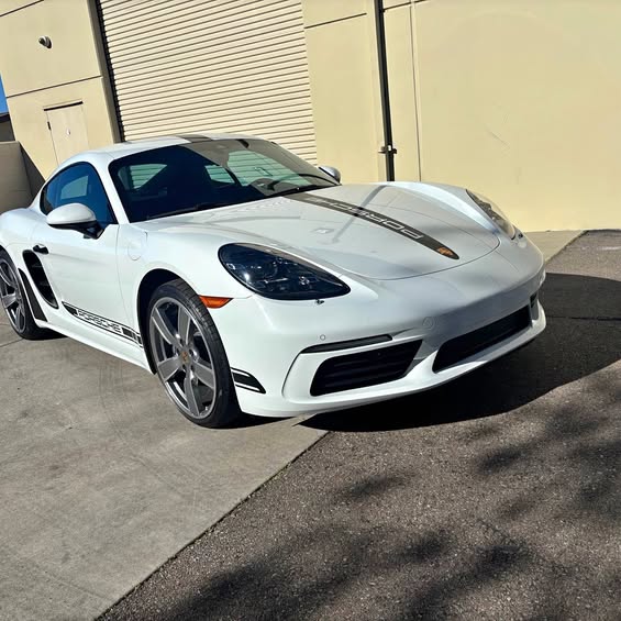 2021 Porsche 718 Cayman - Coupe 2D