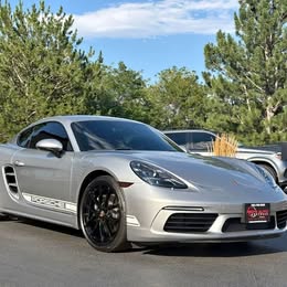2024 Porsche 718 cayman style edition