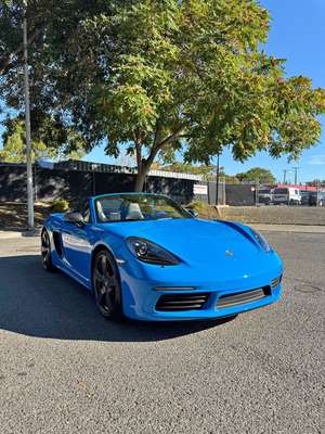 2023 Porsche 718 Boxster - T