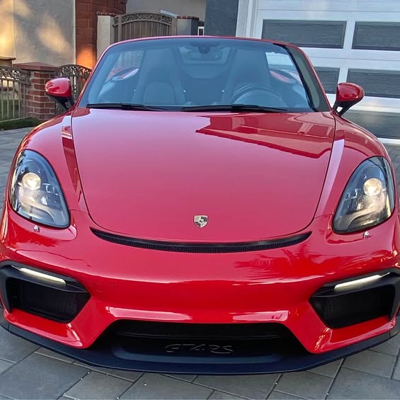 2018 Porsche 718 Boxster - Guards Red