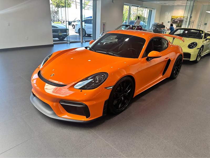2021 Porsche 718 GT4