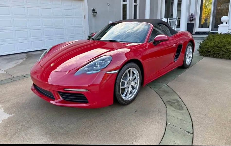 2022 Porsche 718 Boxster - Roadster 2D