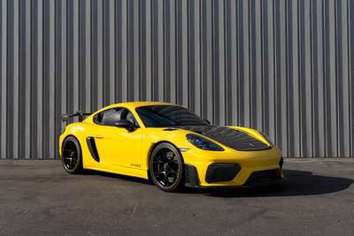 2023 Porsche 718 cayman gt4rs