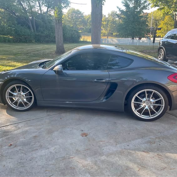 2016 Porsche 718 Cayman - Coupe 2D