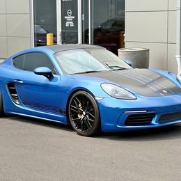 2018 Porsche 718 Cayman Base