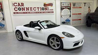 2018 Porsche 718 Boxster Roadster 2D