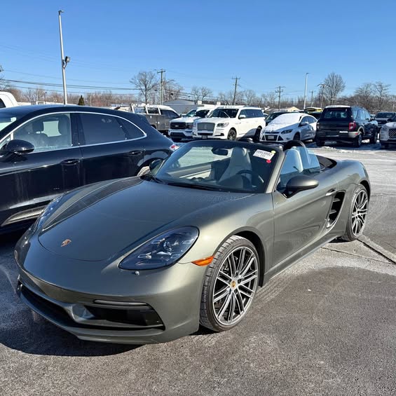 2025 Porsche 718 Boxster - Style Edition Roadster 2D