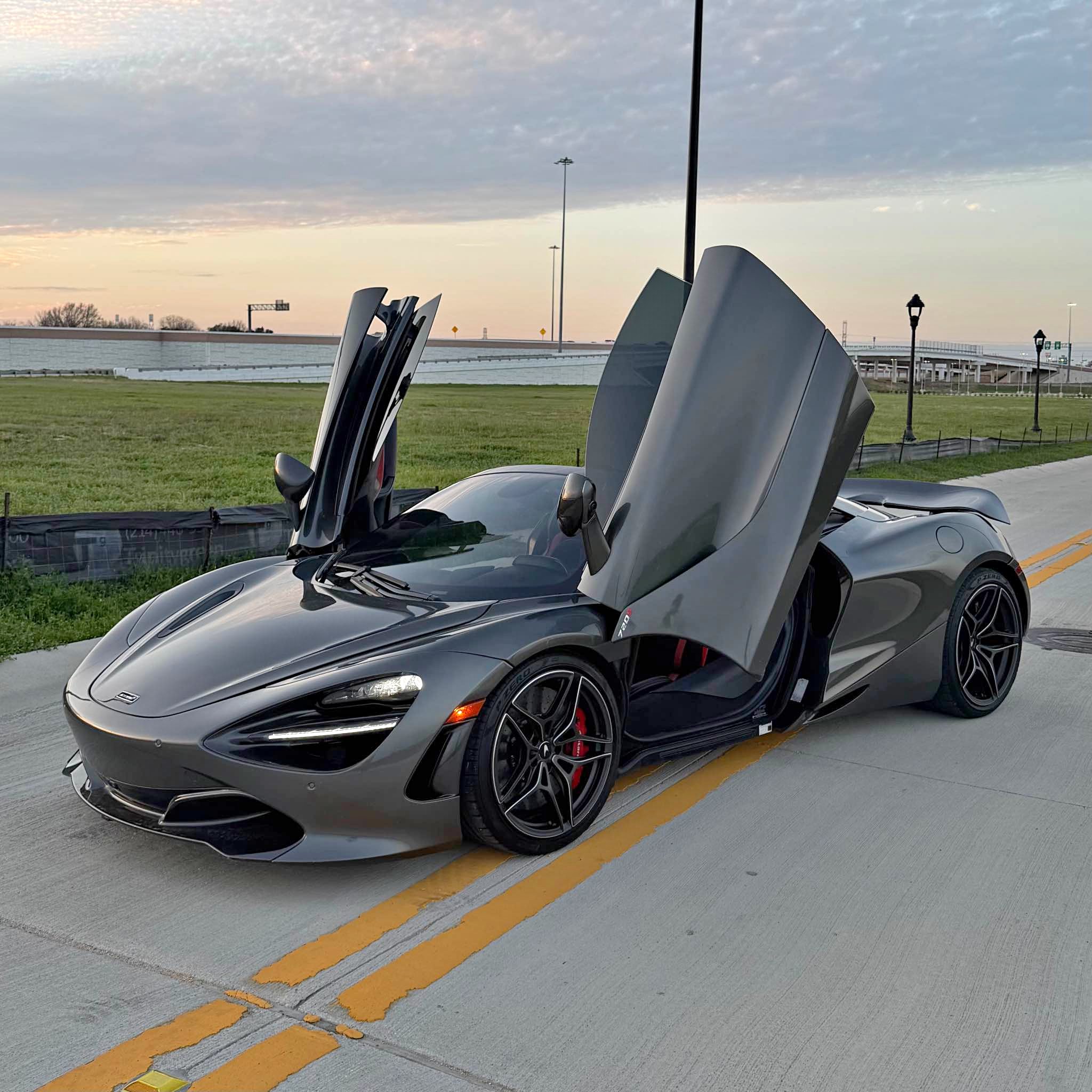 2021 Mclaren 720S - Spider Convertible 2D