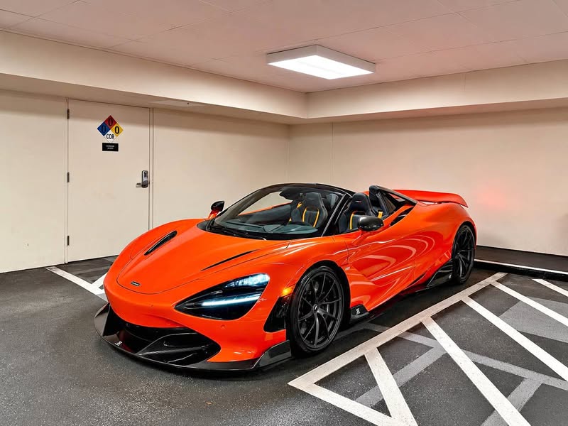 2020 Mclaren 720S - Performance Convertible 2D