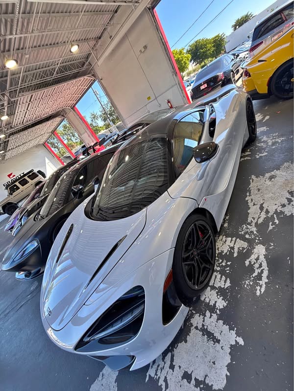 2018 Mclaren 720S - Coupe 2D