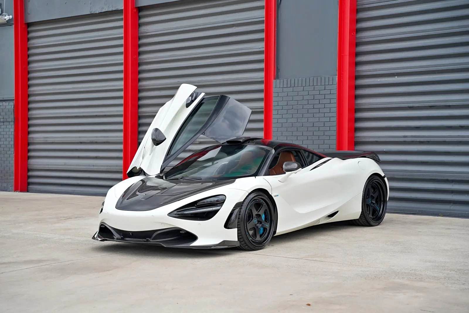 2018 Mclaren 720S - Performance Coupe 2D