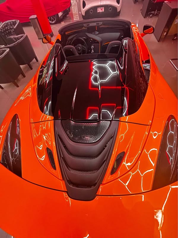 2022 Mclaren 720S - Performance Convertible 2D
