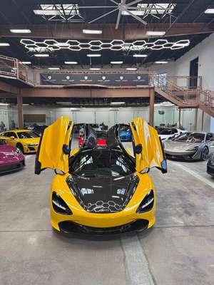 2018 Mclaren 720S - Performance Coupe 2D