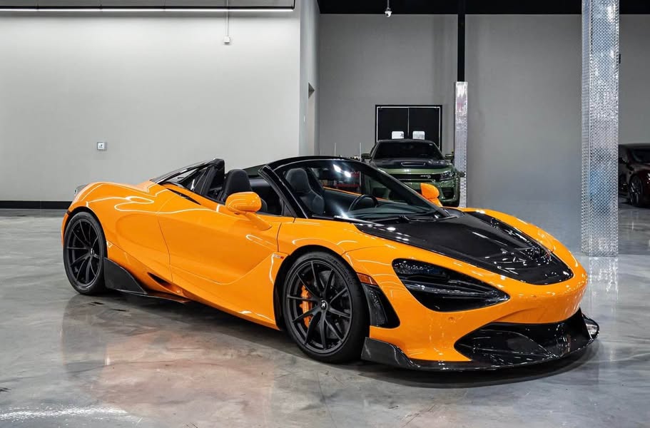 2020 Mclaren 720S - Spider Convertible 2D