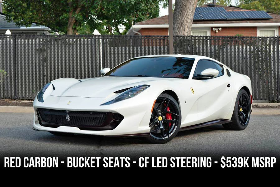 2020 Ferrari 812 Superfast - Coupe 2D