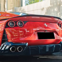 2018-UP Ferrari 812 Superfast MSY Style Rear Diffuser with Light