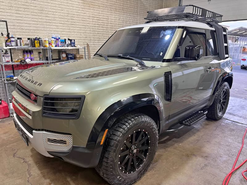 2022 Land Rover Defender 90 S Sport Utility 2D
