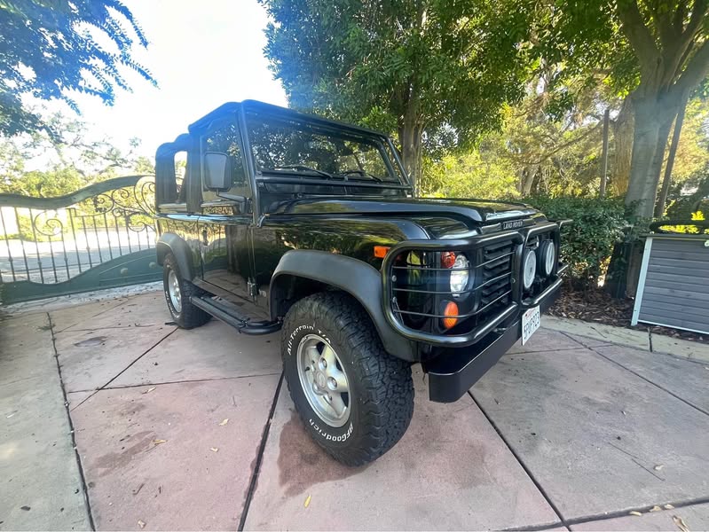 1995 Land Rover Defender 90 - NAS