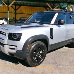 2023 Land Rover Defender 90 - S Sport Utility 2D