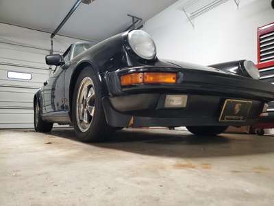 1988 Porsche 911 CARRERA