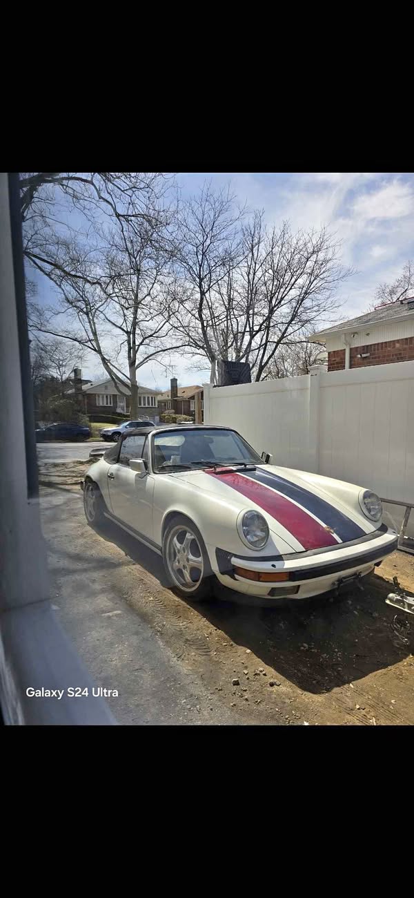 1986 Porsche 911 - Carrera 2 Cabriolet 2D