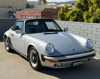 1988 Porsche 911 CARRERA